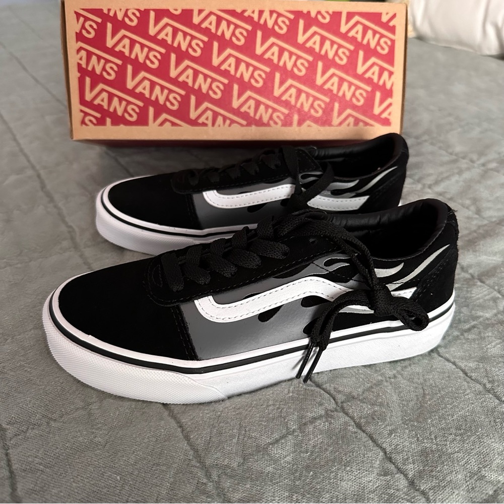 Vans Flame Old Skool Sneakers - Picture 2 of 5